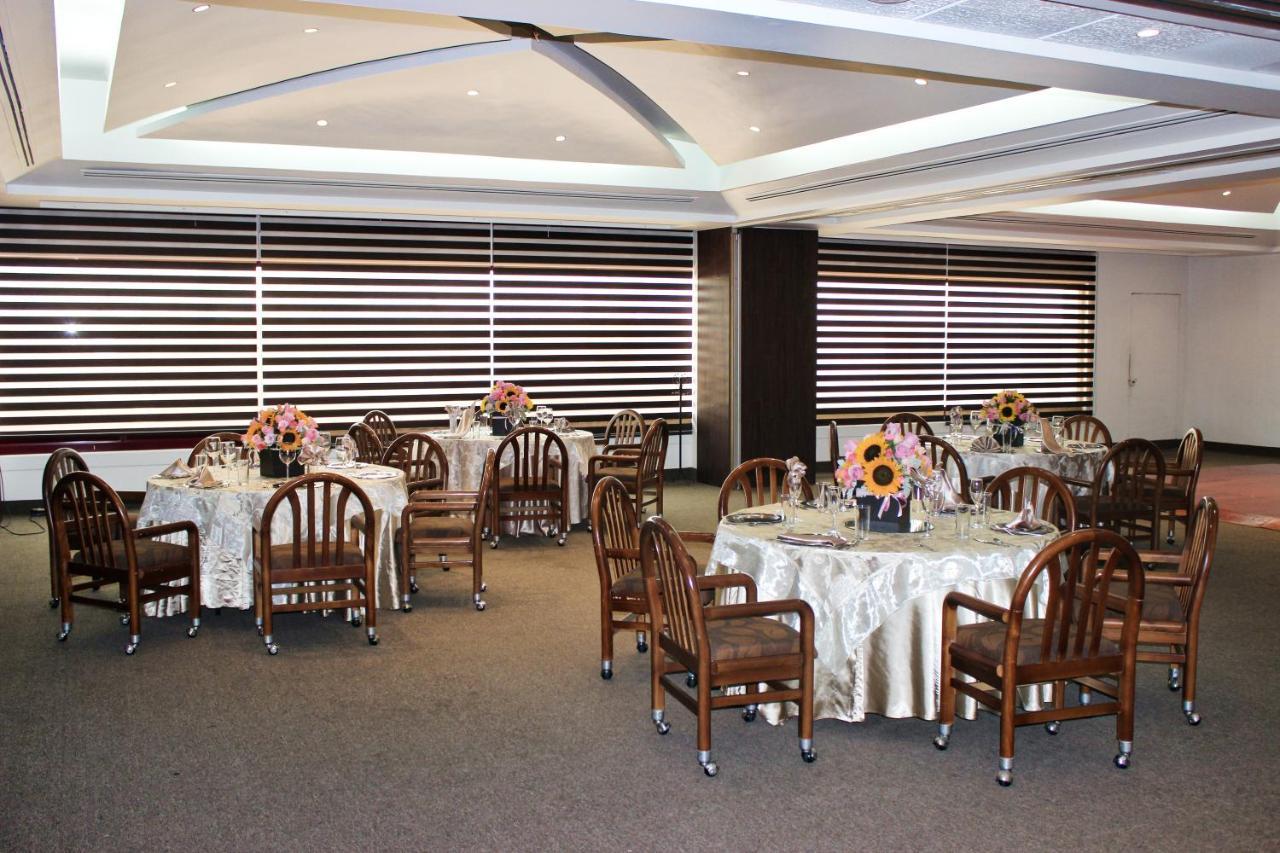 San Juan Park Hotel San Juan del Rio Exterior photo The ballroom